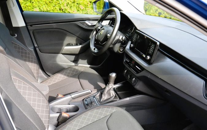Skoda Scala cena 51000 przebieg: 133900, rok produkcji 2020 z Luboń małe 352